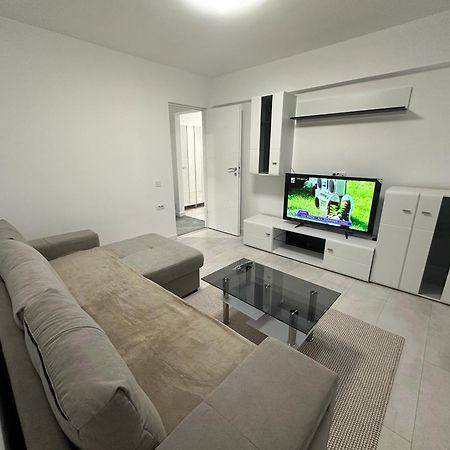 Apartament Ultra Central 3 Apartamento Hunedoara Exterior foto