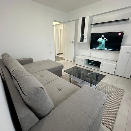 Apartament Ultra Central 3 Apartamento Hunedoara Exterior foto